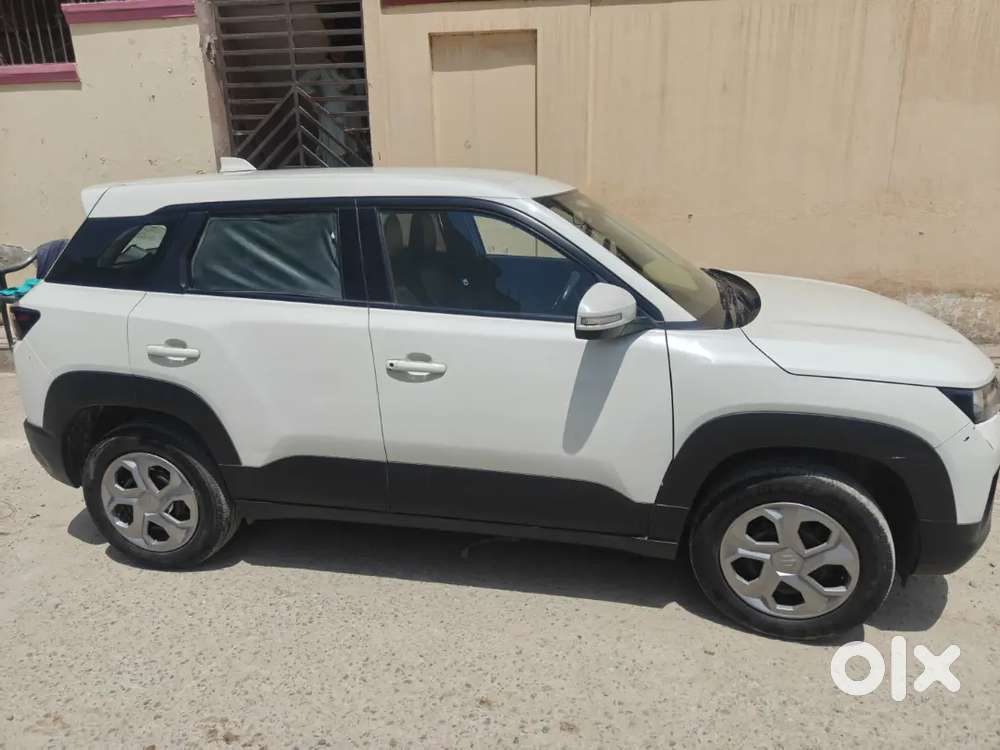 Maruti Suzuki Brezza 2023 Cng & Hybrids 52000 Km Driven