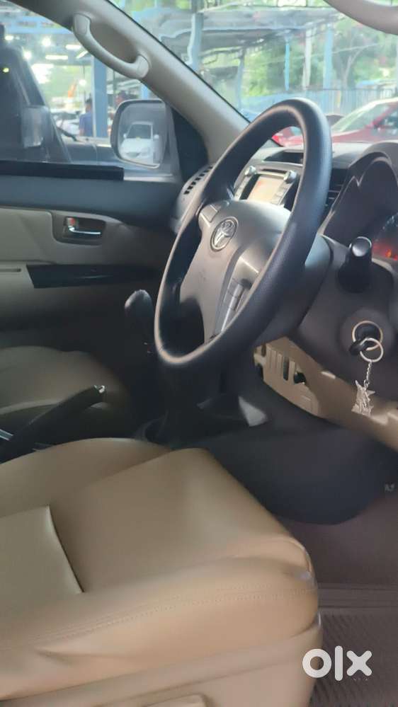 Toyota Fortuner [2009-2012] 3.0 4x4 Mt, 2012, Diesel