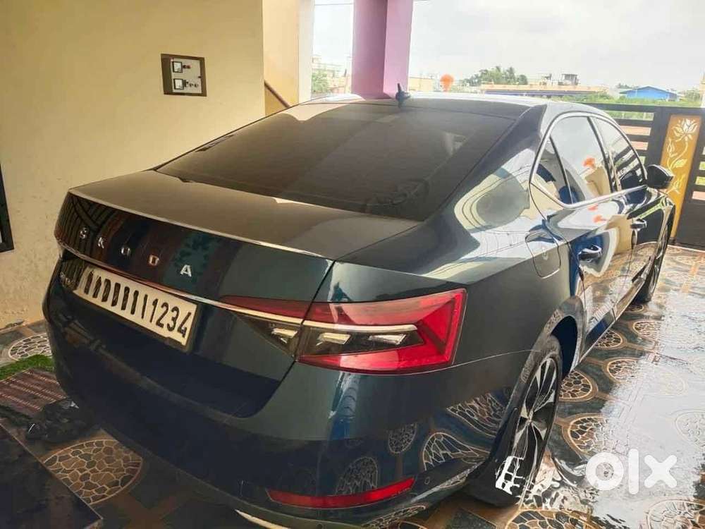 Skoda Superb Petrol Automatic 2021
