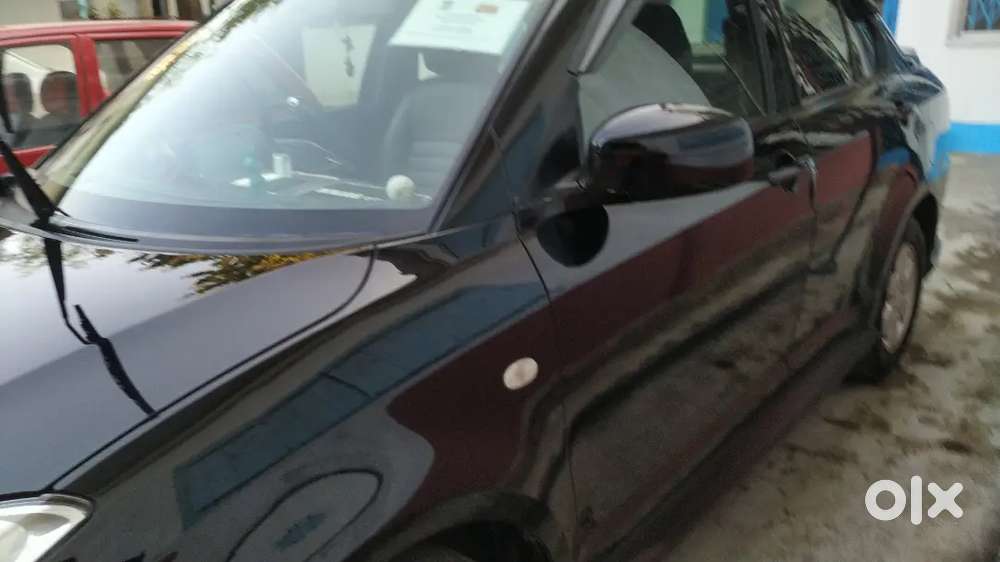 Maruti Suzuki Swift Dzire 2012 Petrol 29000 Km Driven, Top Model