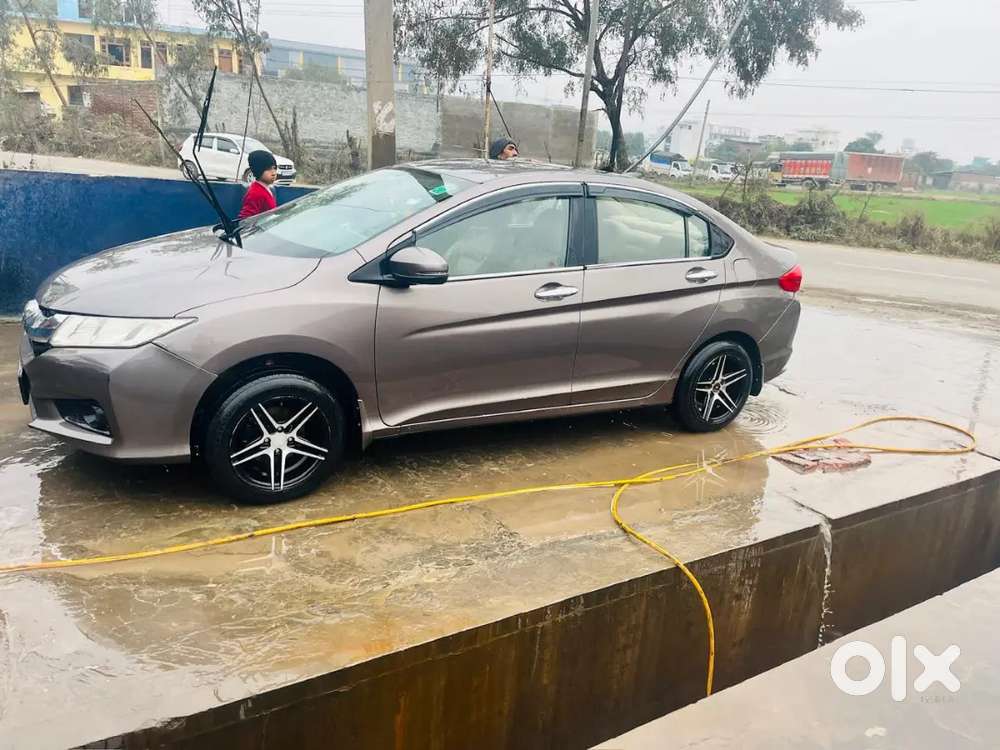 Very Good Condition With Cng Kit Cng Milage 30+