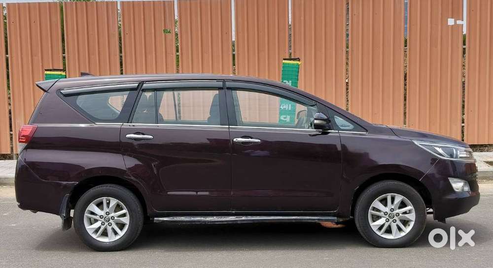Toyota Innova Crysta 2.4 Vx Mt, 2017, Diesel