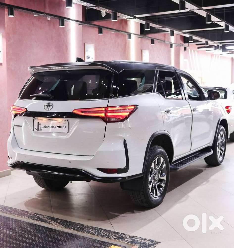 Toyota Fortuner Legender 4x2 At 2.8, 2025, Diesel