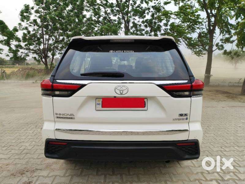 Toyota Innova Hycross 2.0 Vx (o) Hybrid 8 Str, 2023, Diesel