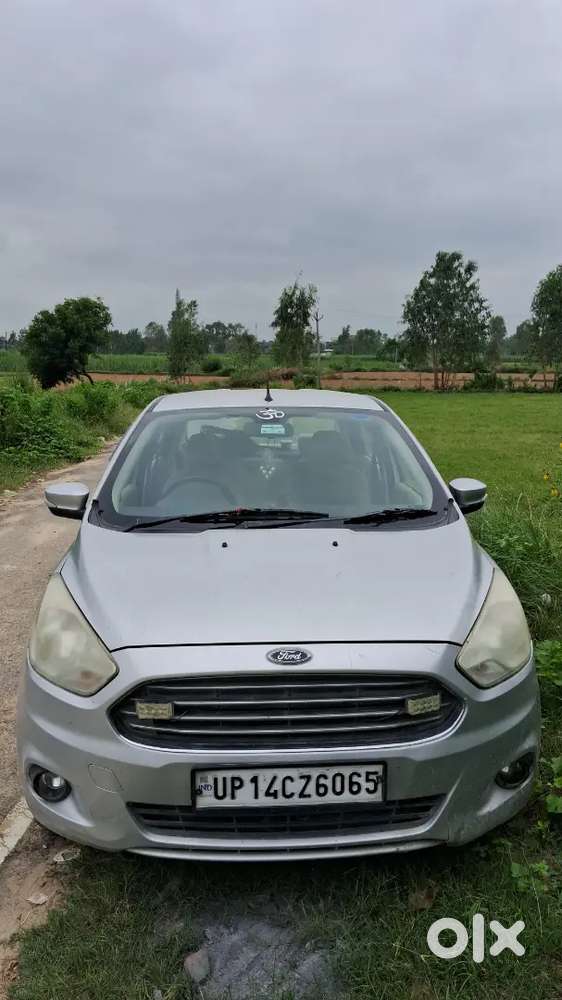 Ford Aspire Titanium Blu 2016