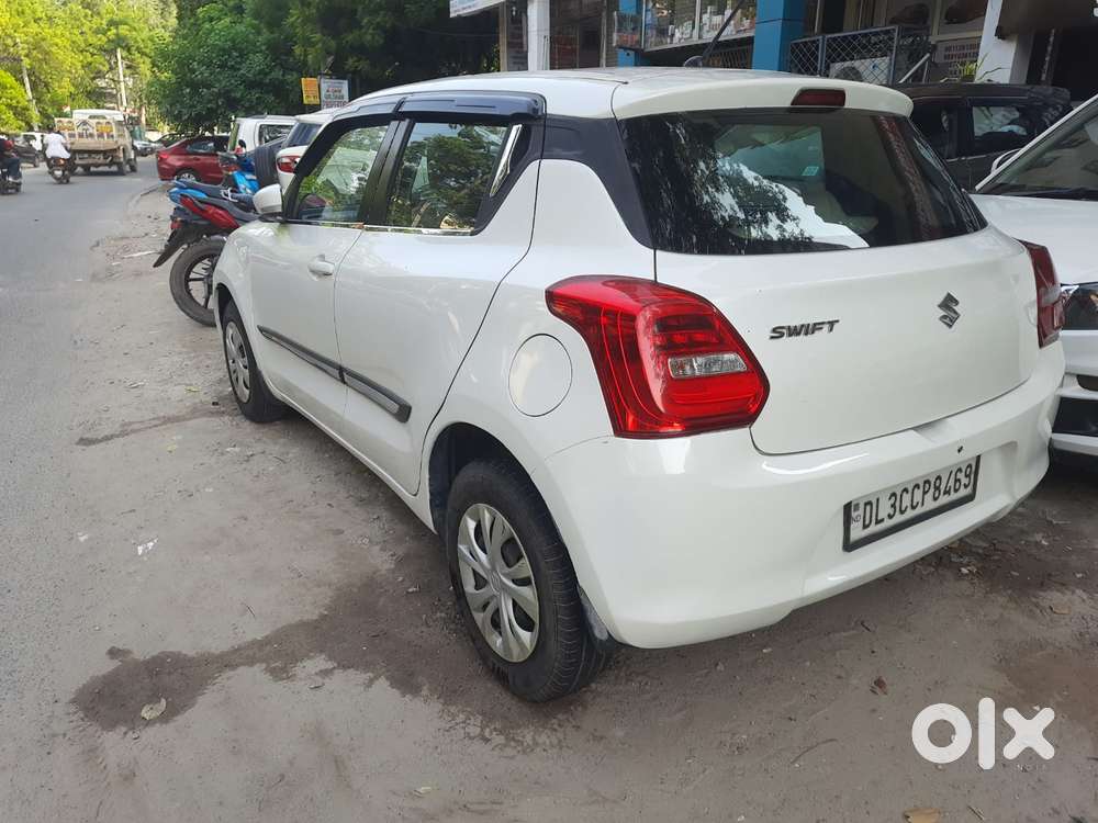 Maruti Suzuki Swift Vxi 1.2 Abs Bs-iv, 2018, Petrol