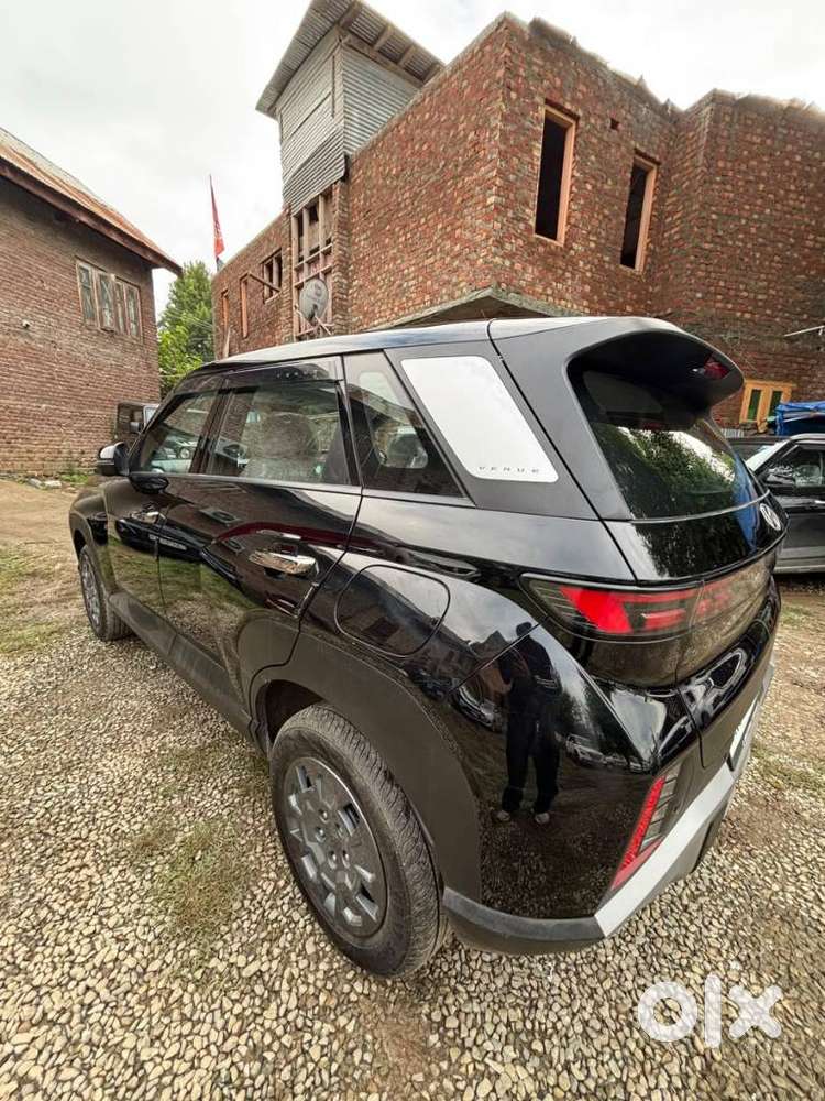 Hyundai Venue, 2025, Petrol