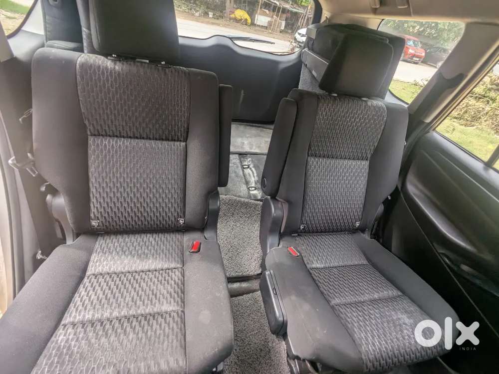 Toyota Innova Crysta 2019 Diesel Well Maintained