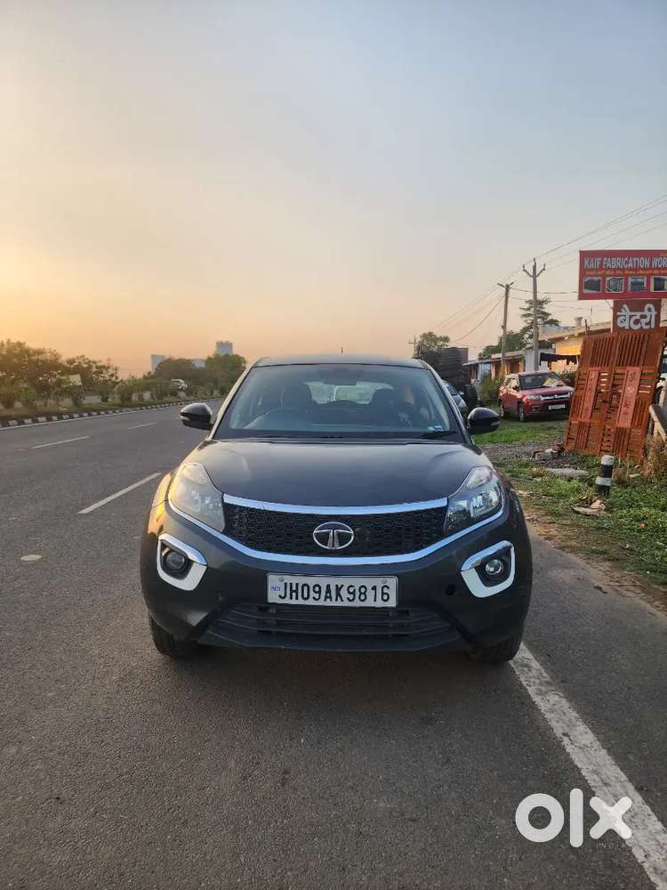 Tata Nexon 2018 Petrol 70000 Km Driven