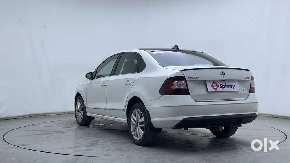 Skoda Rapid 1.5 Tdi Style/1.5 At Style, 2021, Petrol