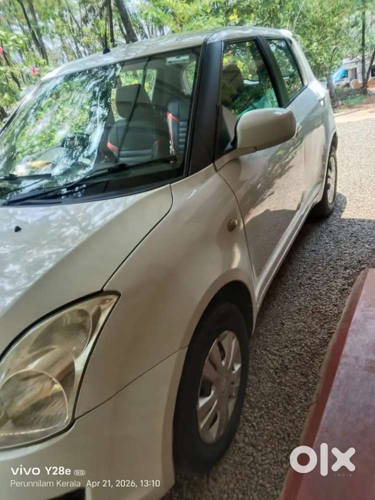 Maruti Suzuki Swift 2010