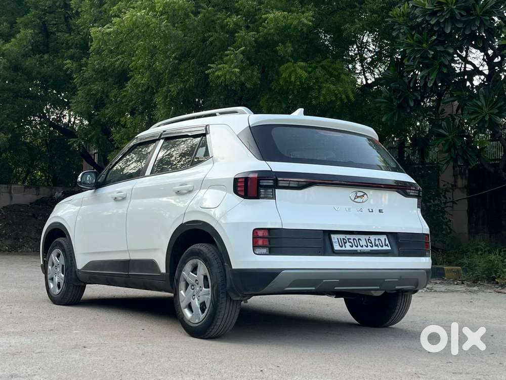 Hyundai Venue S 1.2 Petrol, 2023, Petrol