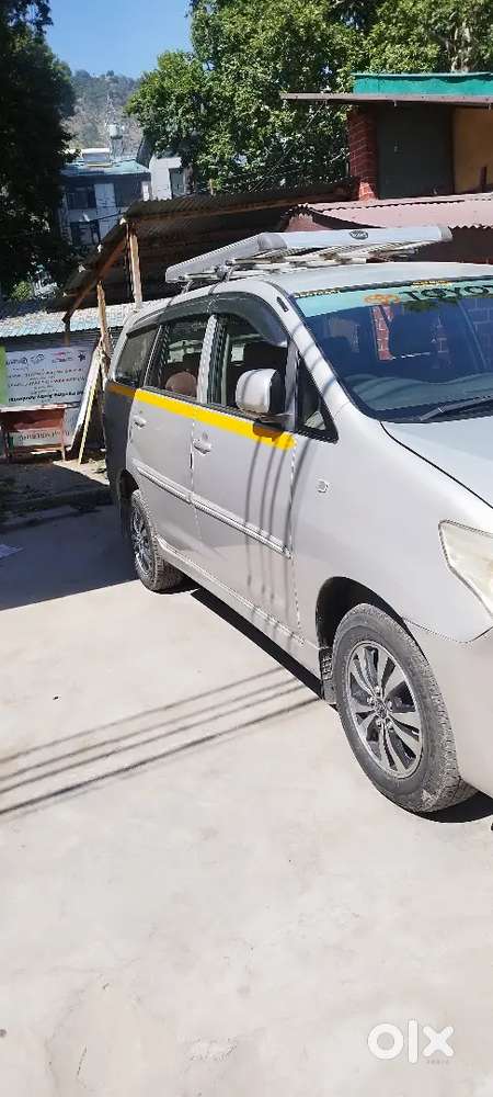Toyota Innova 2013