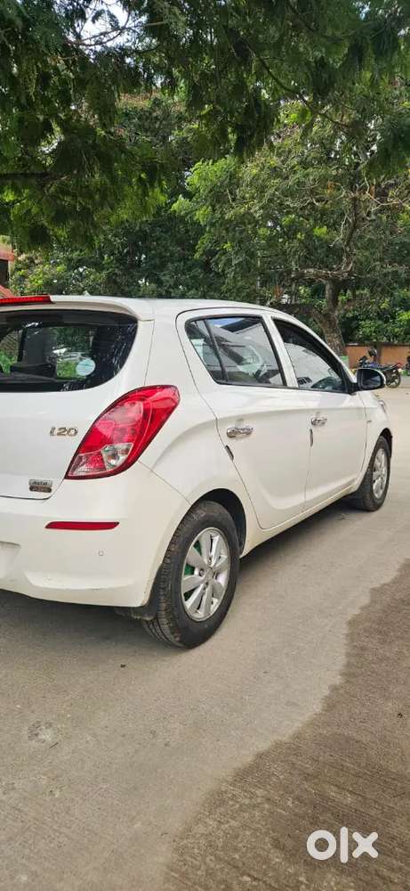Hyundai I20 2013 Petrol 180 Km Driven