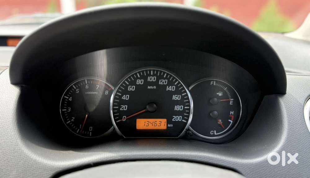 Maruti Suzuki Swift Vxi Bsiv, 2010, Petrol