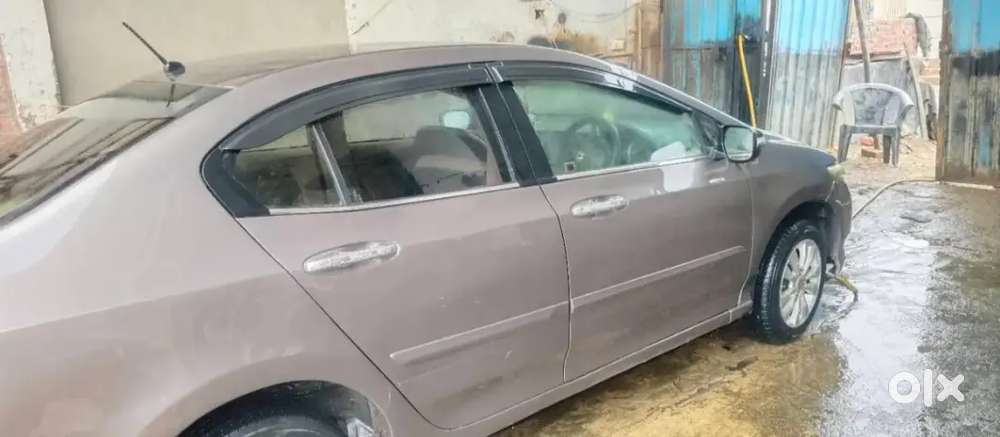 Honda City 1.5 V 2013