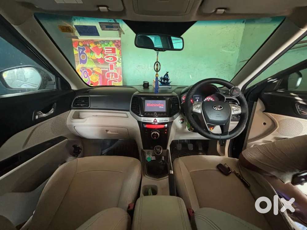 Mahindra Xuv300 2019 Petrol Well Maintained
