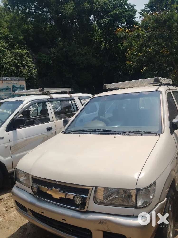 2011 Chevrolet Tavera 9 Seater