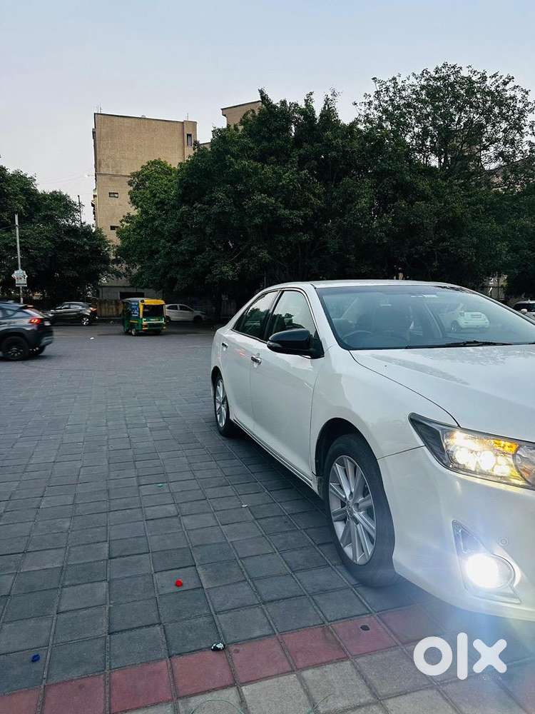 Toyota Hybrid Automatic 2013