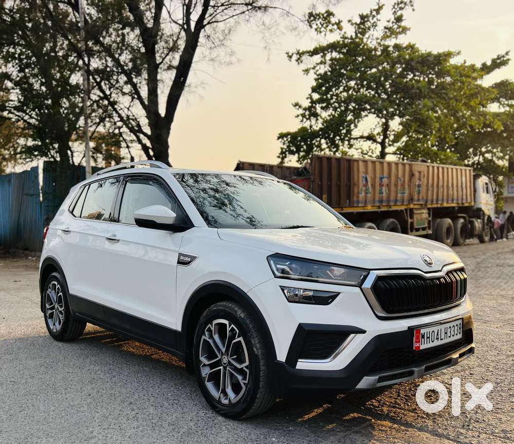 Skoda Kushaq 1.0 Tsi Style At (6 Airbags), 2022, Petrol