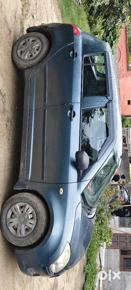 Maruti Suzuki Swift 2009 Petrol 27000 Km Driven