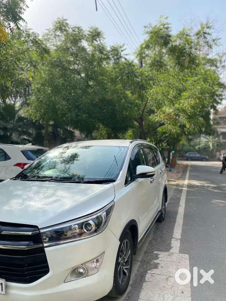 Toyota Innova Crysta Touring Sport 2017
