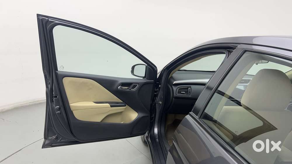 Honda City I-vtec V, 2018, Petrol