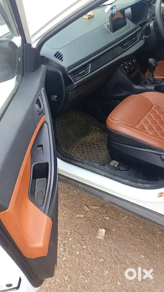 Tata Nexon Smart + Icng