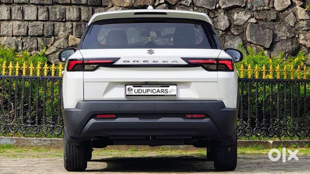 Maruti Suzuki Brezza Vxi At, 2024, Petrol
