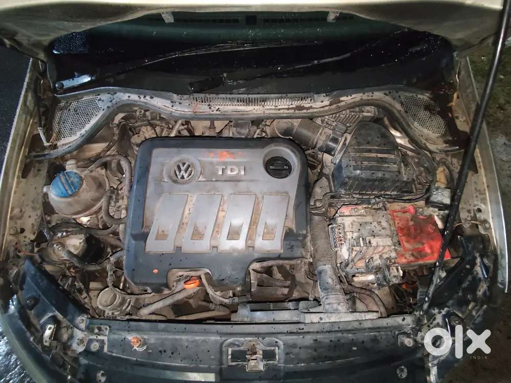 Volkswagen Vento 1.5 Tdi 2011 Car Is Valid For Few Months