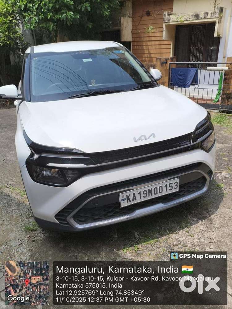 Kia Carens Petrol 2024 Premium Optional, 3 Years Under Company Warrant
