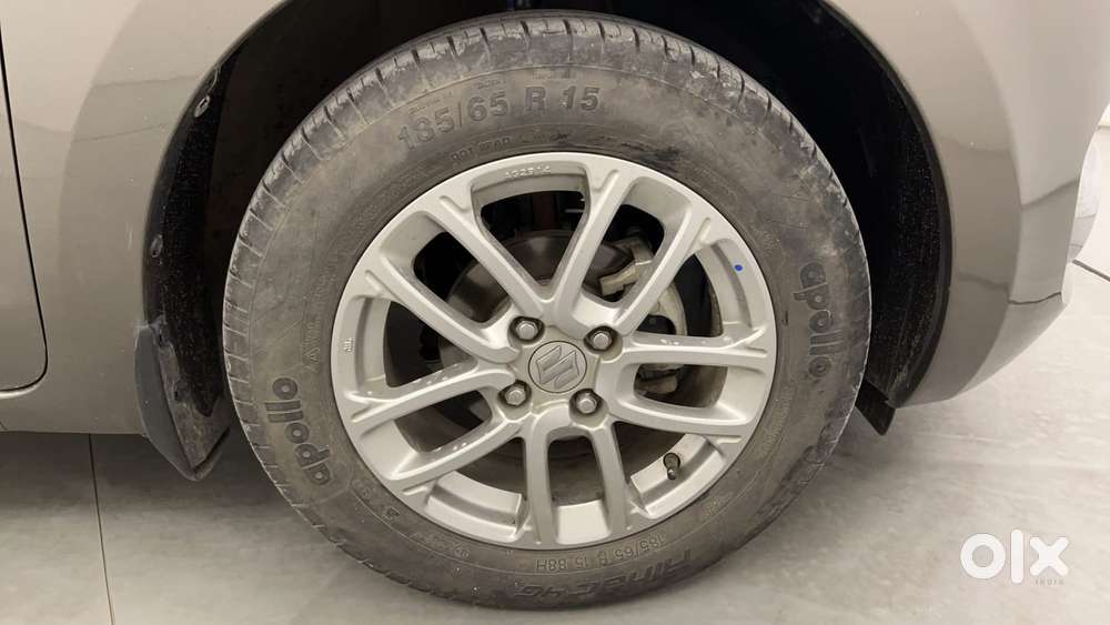 Maruti Suzuki Swift Amt Zxi, 2019, Petrol