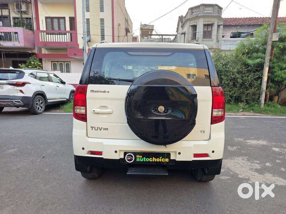 Mahindra Tuv 300 Mhawk100 T8, 2016, Diesel