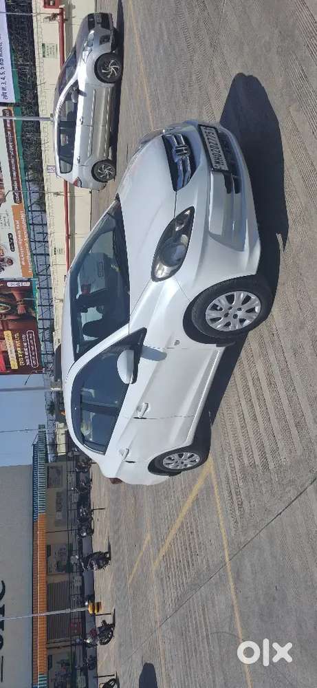 Honda Amaze 2015 Variant I-vtec