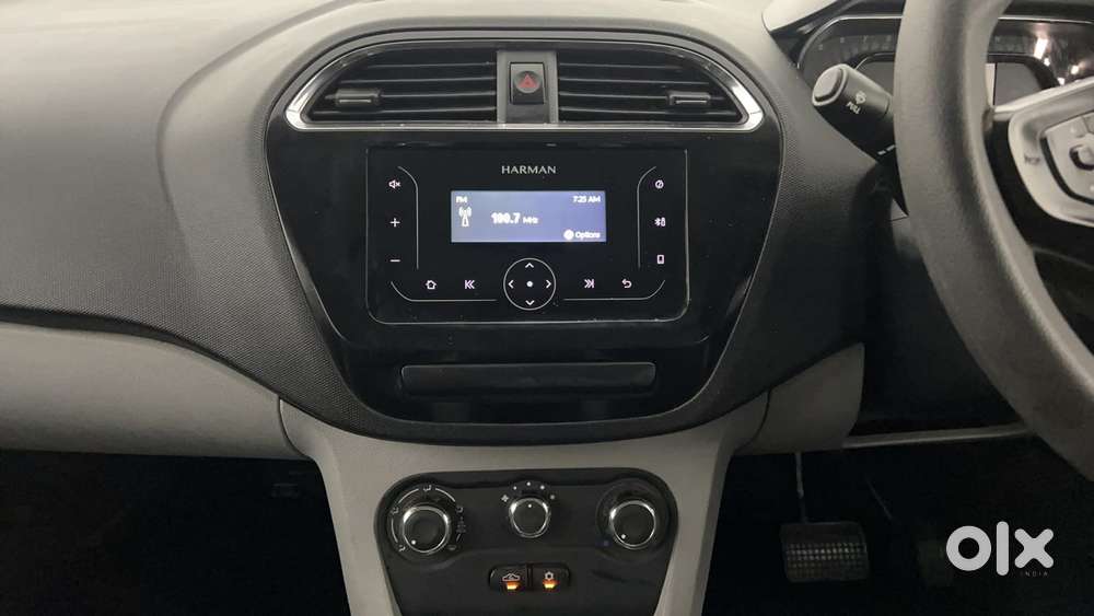 Tata Tiago 1.2 Revotron Xta, 2023, Petrol