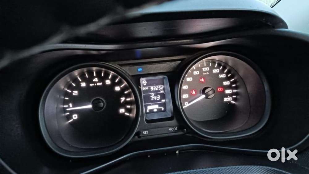 Tata Nexon 1.2 Revotron Xt, 2019, Diesel