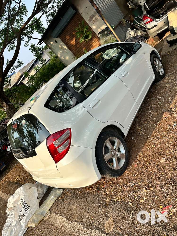 Honda Jazz 2011 Well Maintained
