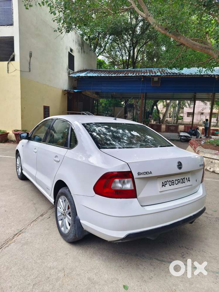 Skoda Rapid 1.5 Tdi Elegance, 2013, Diesel