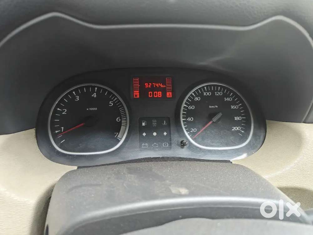 Renault Duster Rxz 110 Ps , 2013 Diesel,  Full Company  Service Record
