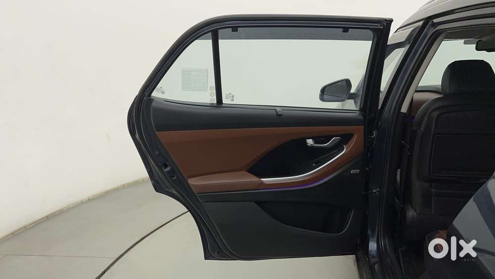 Hyundai Alcazar Platinum 7 Str 1.5 Turbo Petrol Adventure, 2023, Pet..