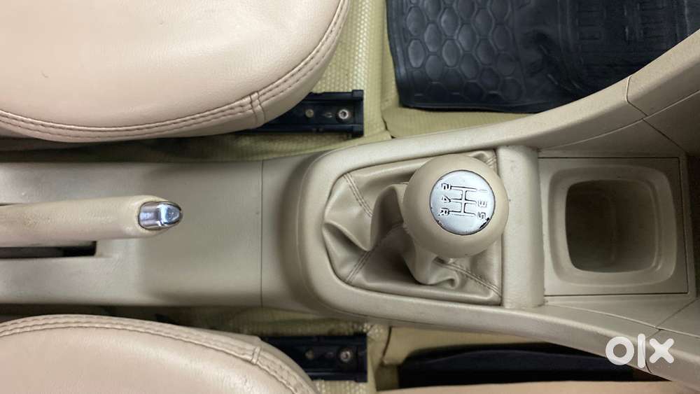 Maruti Suzuki Swift Dzire 1.2 Vxi Bsiv, 2017, Petrol