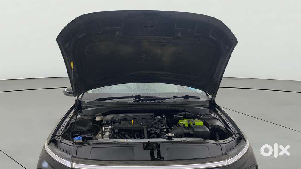Hyundai Verna 1.5 Sx (o) Ivt, 2023, Petrol