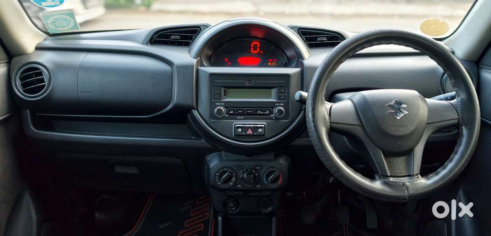Maruti Suzuki S-presso Vxi Opt, 2022, Petrol