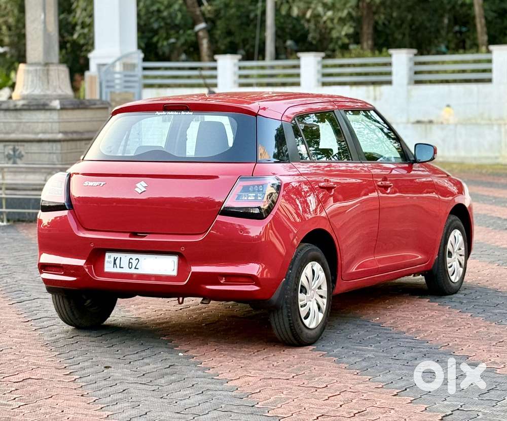 Maruti Suzuki Swift 1.2 Vxi (o), 2024, Petrol