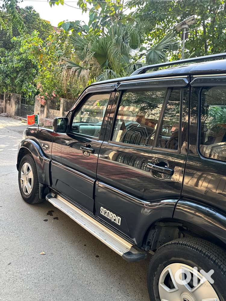 Mahindra Scorpio Classic Diesel Manual 2021