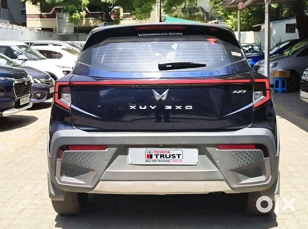 Mahindra Xuv 3xo Ax7l Petrol Mt, 2024, Petrol