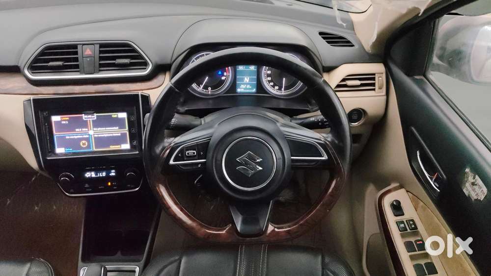 Maruti Suzuki Swift Dzire Zxi + Amt, 2017, Petrol