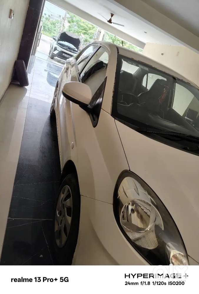 Single Hand Running, Smooth Showroom Piece Car