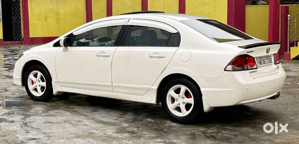 Honda Civic 1.8 V At Sunroof, 2012, Petrol