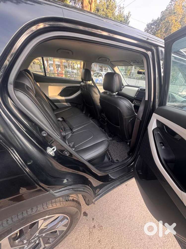 Hyundai Creta Facelift 2023 Petrol 22000 Km Driven